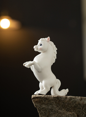 立即成功陶瓷马饰品可爱生肖马现代家居客厅电视柜装饰马年小礼物