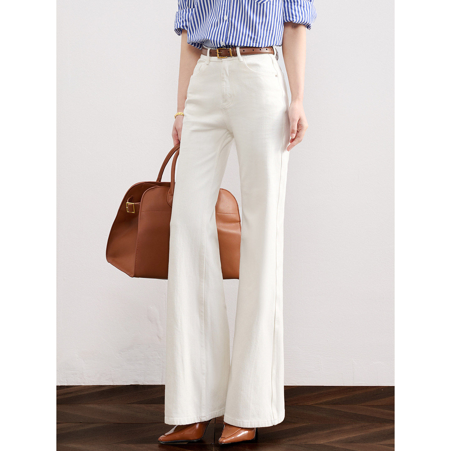 ZHEYE「御姐范」白色高腰四面弹微喇牛仔裤女简约垂感通勤直筒裤