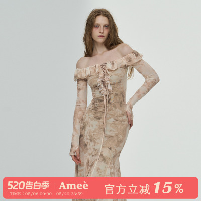 Amee一字肩荷叶边印花网纱连衣裙