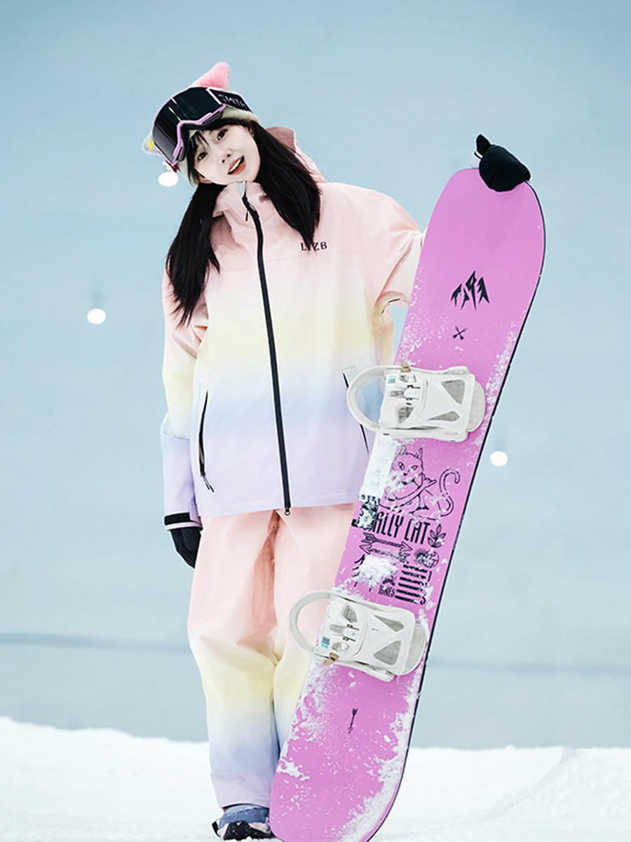 2024新款单板滑雪服女款套装渐变防水防风保暖加棉专业3L滑雪衣裤