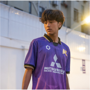 GOINTO上阵工业x上海飞狮翻领足球服复古球员版宽松球衣复刻版
