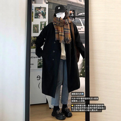 赫本风黑色毛呢大衣中长款