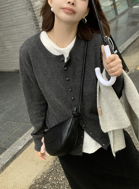 333sss 小包扣全羊毛灰色针织衫毛衣开衫女短款