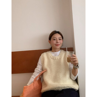 333sss 奶油米复古韩系宽松棒针粗针无袖毛衣背心马甲坎肩短款女