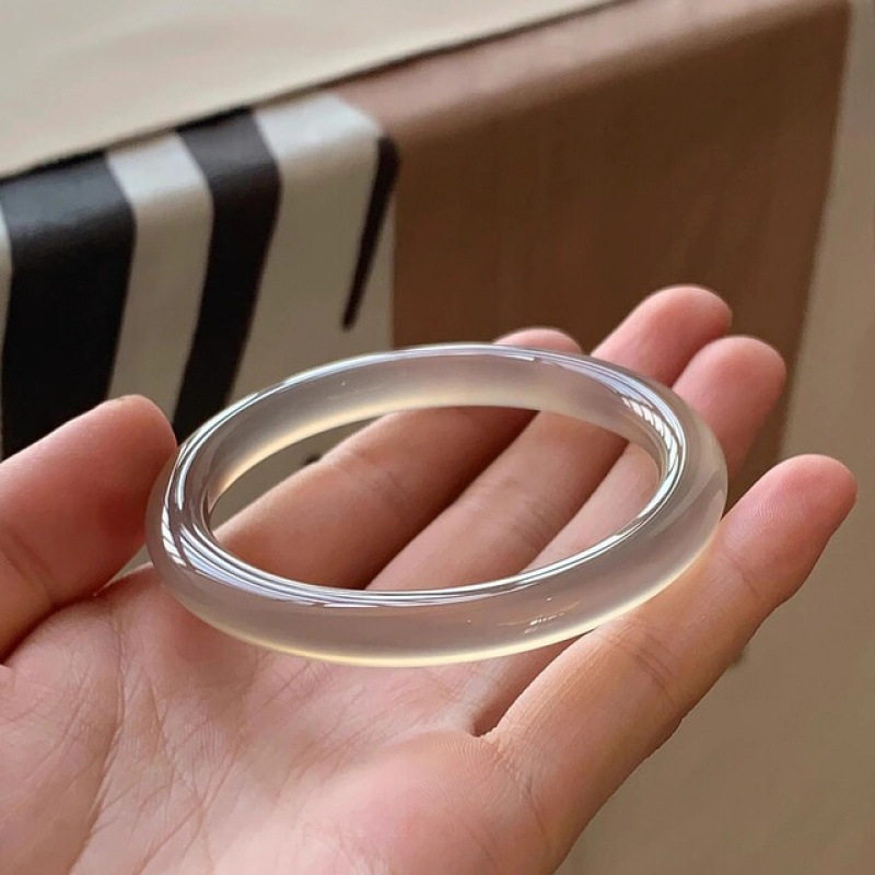 烟灰色手镯高端玛瑙玉髓冰种灰色