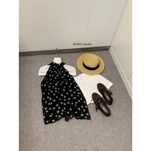 韩系穿搭波点绑带挂脖背心女夏