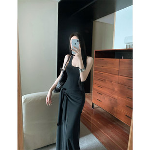 辣妹U领工字背心连衣裙女2026春夏季新款修身显瘦气质打底长裙子