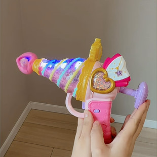 过年回家送女孩礼物新年礼物甜心糖果枪旋转爱心七彩灯光动感音效