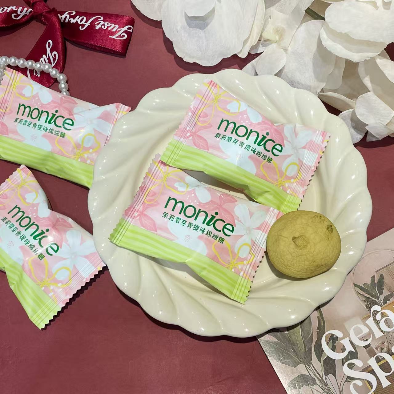 monice茉萘茉莉雪芽青提味綿绒糖高颜值结婚喜糖散装休闲零食糖果