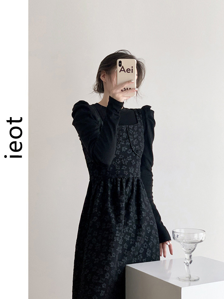 山本风两件套连衣裙秋冬新款法式复古收腰显瘦设计感吊带套装裙女