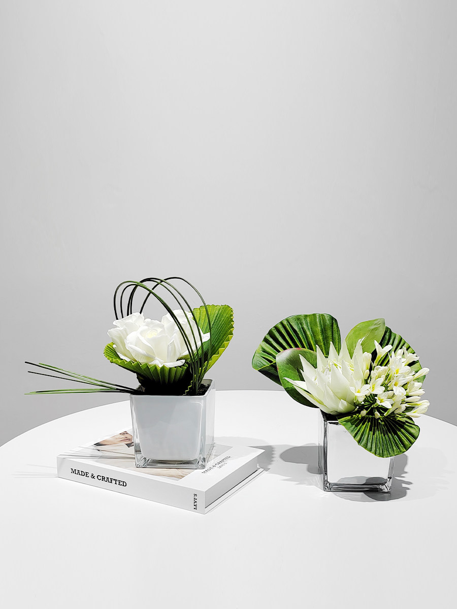 现代简约银色方形玻璃花瓶样板房售楼处电视柜洽谈桌花艺装饰摆件