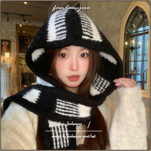 黑白条纹巴拉克法拉帽子围巾一体女秋冬保暖显脸小针织护耳雷锋帽