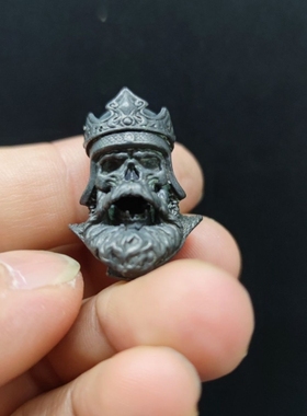 黄铜中空国王武士头盔刀坠汽车钥匙扣大胡子皇冠吊坠挂坠EDC伞坠