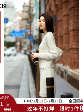 RARE威雅女装 秋季新款米白色小香风女士毛开衫 RR2236250304