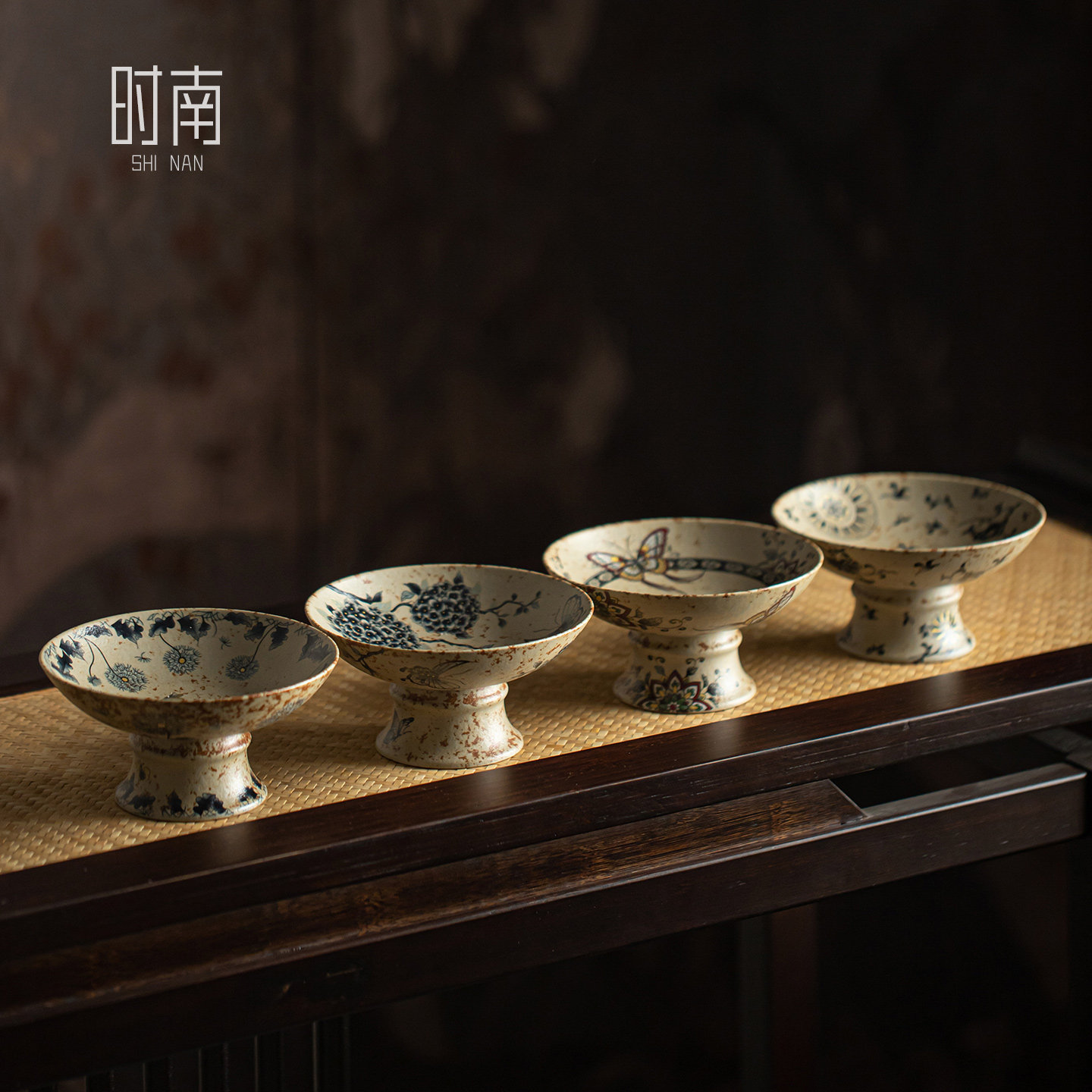 中式青花高脚茶点盘果盘精致复古陶瓷水果盘茶几干坚果零食摆放盘