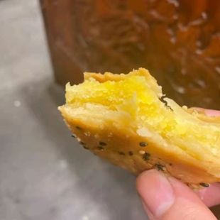 杭州网红特产汪保来绿豆板栗酥饼手工现做买一斤送半斤真空包装