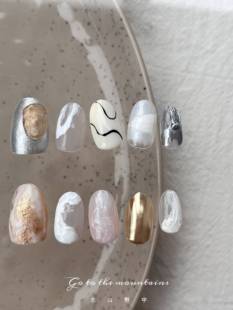 去山野中NAIL手工甲片小红书小众ins个性 早春温柔闪粉穿戴甲