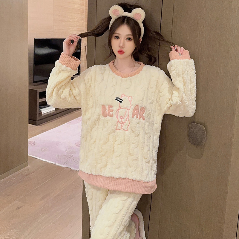珊瑚绒睡衣女秋冬季加厚加绒长袖宽松可爱法兰绒可外穿家居服套装