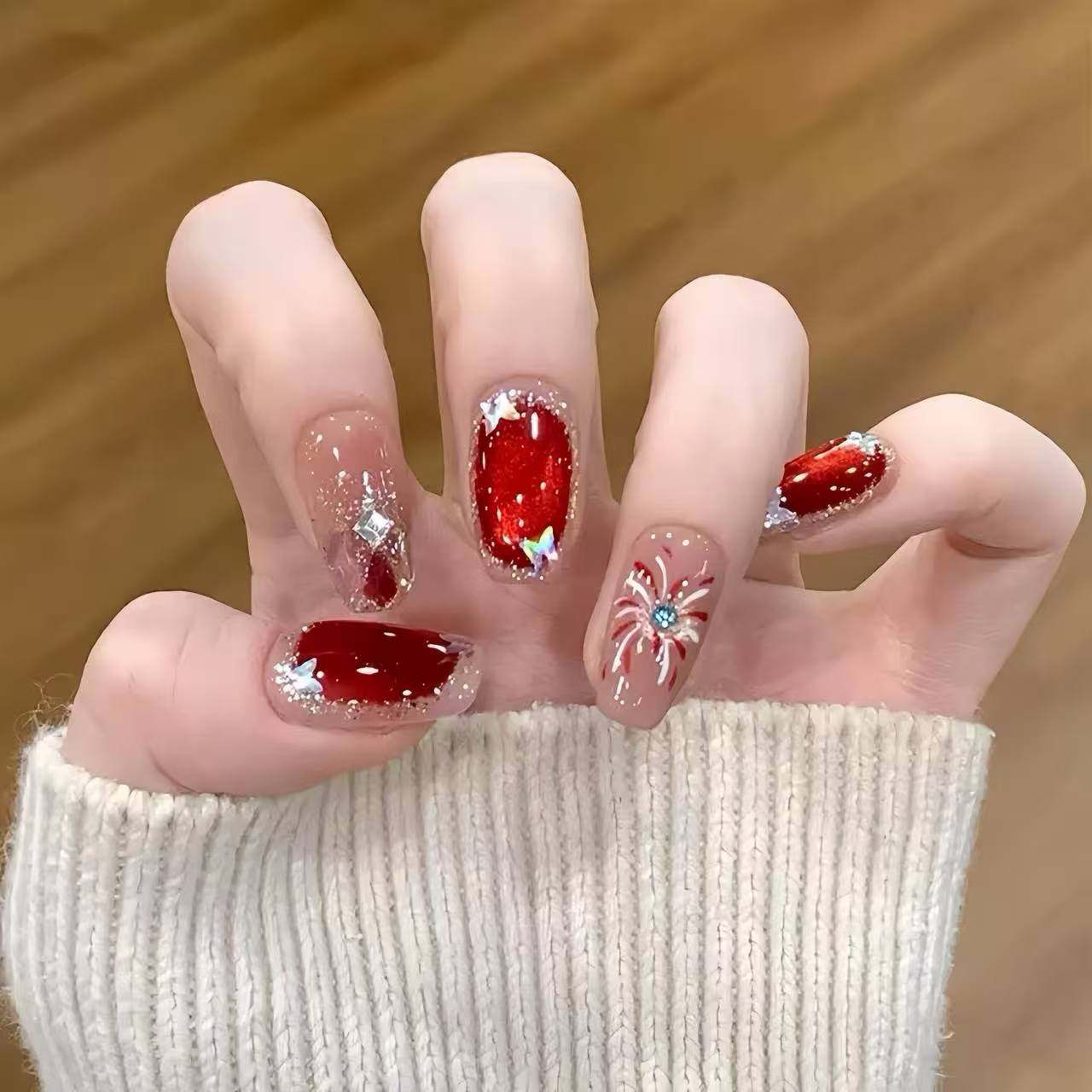 新年战甲红色烟花纯手工穿戴甲美甲成品假指甲贴片高级感纯欲显白,彩妆/香水/美妆工具,穿戴甲/甲片,淘宝优惠券,粉丝福利购,淘宝优惠卷