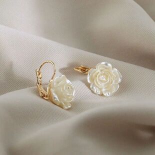 Fashion Gold Color 2024r Buckle Korean Ear Party Elegant