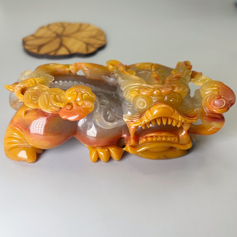 藏级龙头霸王貔貅招财摆件天然黄龙玉手工精雕摆件