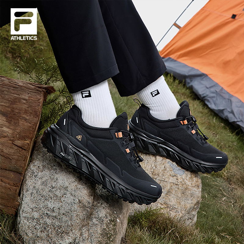 FILA斐乐女子户外跑步鞋