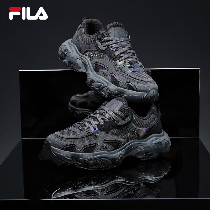 FILA斐乐女士摩登运动鞋