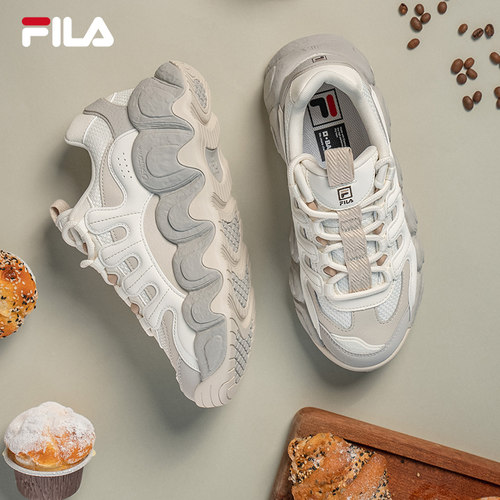 FILA斐乐女士复古运动鞋