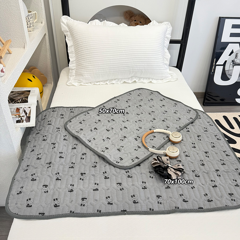 女生宿舍专用姨妈垫生理期床垫床上可洗月经期防漏垫子卡通隔尿垫