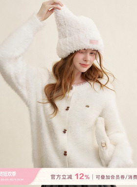 Kroche  雪地小熊 仿貂绒 植绒小熊扣圆领针织开衫白色毛衣