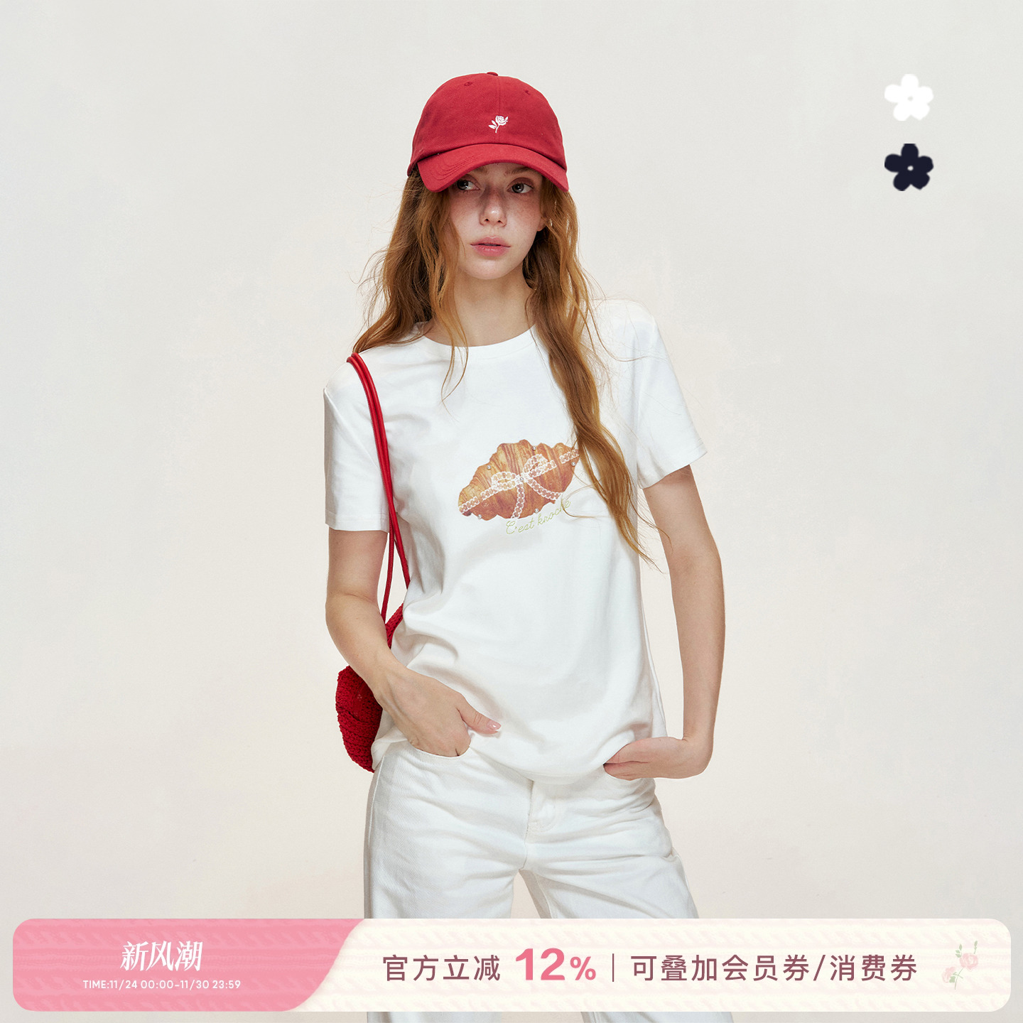 手绘蕾丝牛角包印花宽松短袖T恤