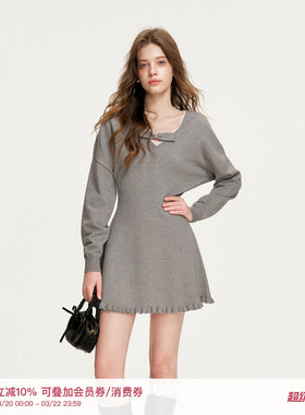 Kroche 26ss 浪漫邂逅 蝴蝶结v领蝙蝠袖收腰a摆针织短款连衣裙