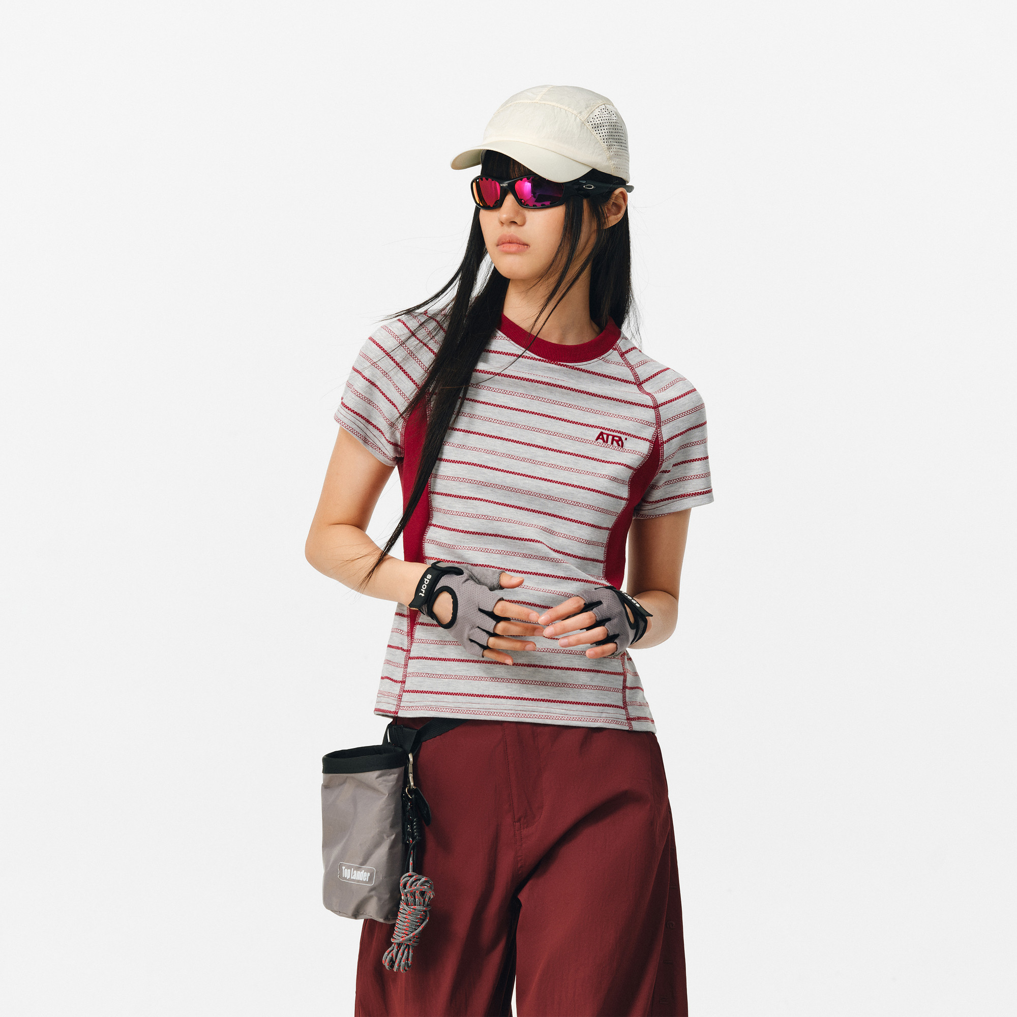 ATRY撞色条纹拼接T恤女春夏新款潮牌复古运动圆领修身短袖打底衫