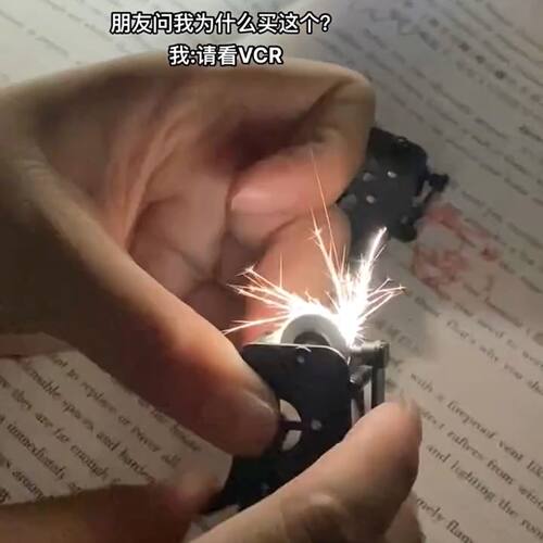 打火石小玩意齿轮牙箱小玩具塑料打鼓解压玩具磨火花无聊解闷神器