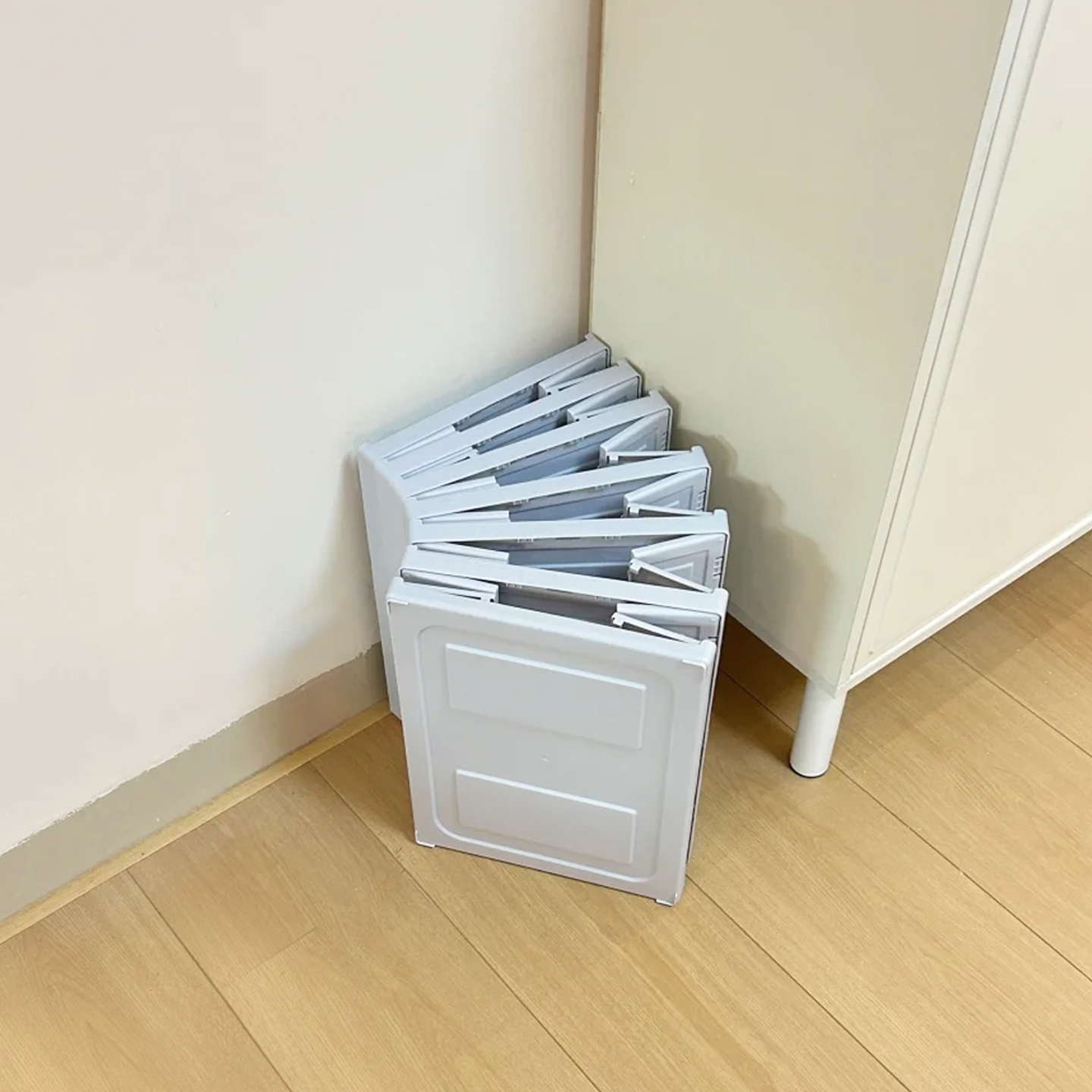 鞋盒收纳盒透明折叠亚克力不占空间防尘展示可叠加简易出租房鞋架