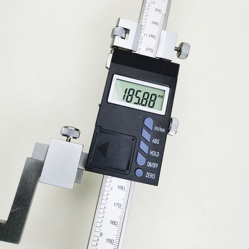 桂林量具电子数显度尺0-200 300 500 600mm卡尺精准划线度规