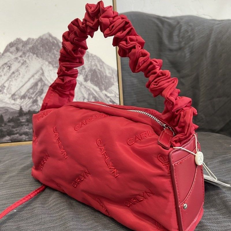 现货 包邮Xiao.g好货捡漏!韩国单 抽褶云朵包 单肩斜跨手提包,个性定制/设计服务/DIY,明信片定制,淘宝优惠券,粉丝福利购,淘宝优惠卷