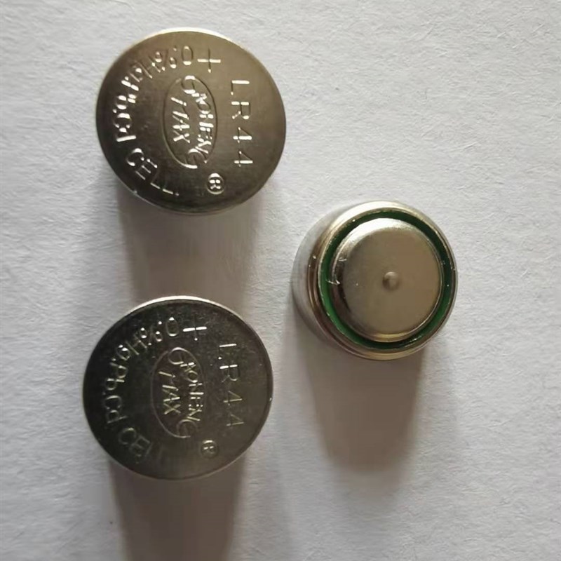 KT-902感应式电子数显温度 室内测温 鱼缸外贴水温计LR44电池包邮