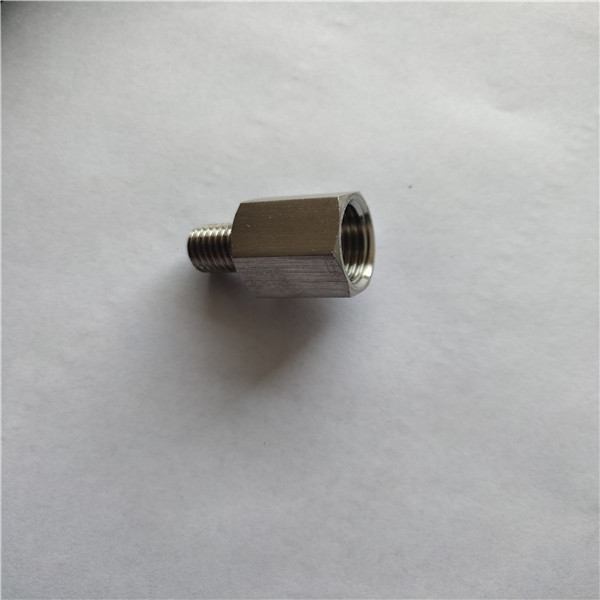 不锈钢4分内丝变2分外丝电接点压力表转换头压力罐增压罐顶部安装