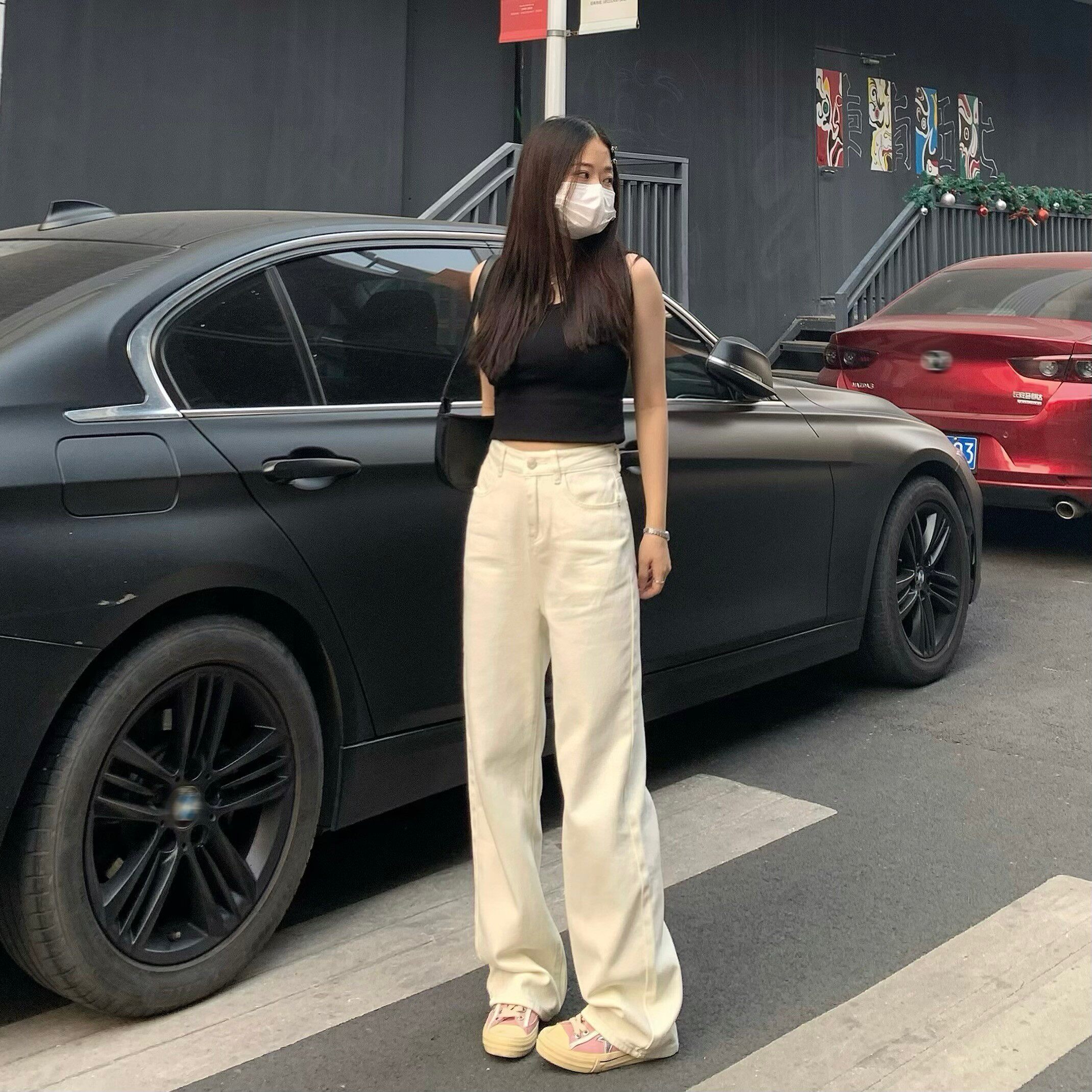 纯哥家米白色直筒牛仔裤女2026春季新款高腰显瘦垂感窄版阔腿裤子