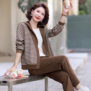 女装时尚洋气两件套2024新款中老年人休闲上衣服妈妈秋装晨练外套