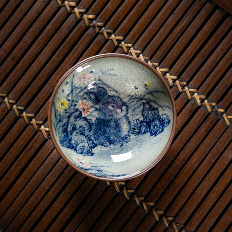 老泥料釉下彩手绘兔子主人杯复古青花品茗杯景德镇全手工陶瓷茶杯