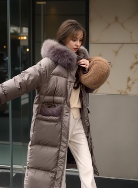 嘉兴平湖羽绒服女中长款冬季新款狐狸毛领加厚过膝90新国标白鸭绒