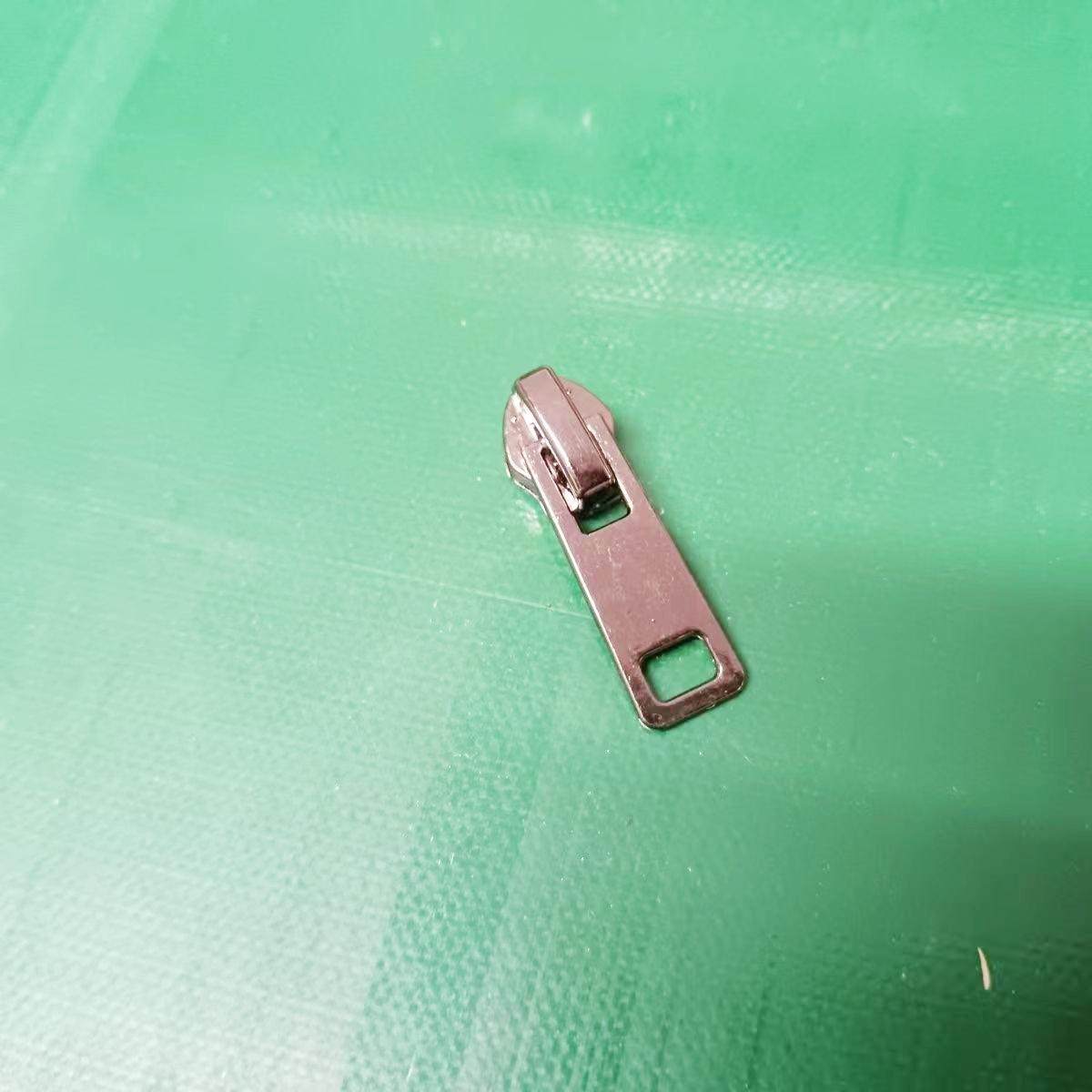 5号7号尼龙正装带锁金属拉头鞋子衣服女服装校服运动服拉链头配件