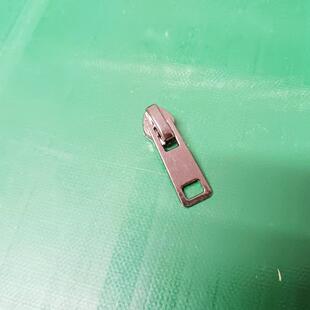 5号7号尼龙正装带锁金属拉头鞋子衣服女服装校服运动服拉链头配件