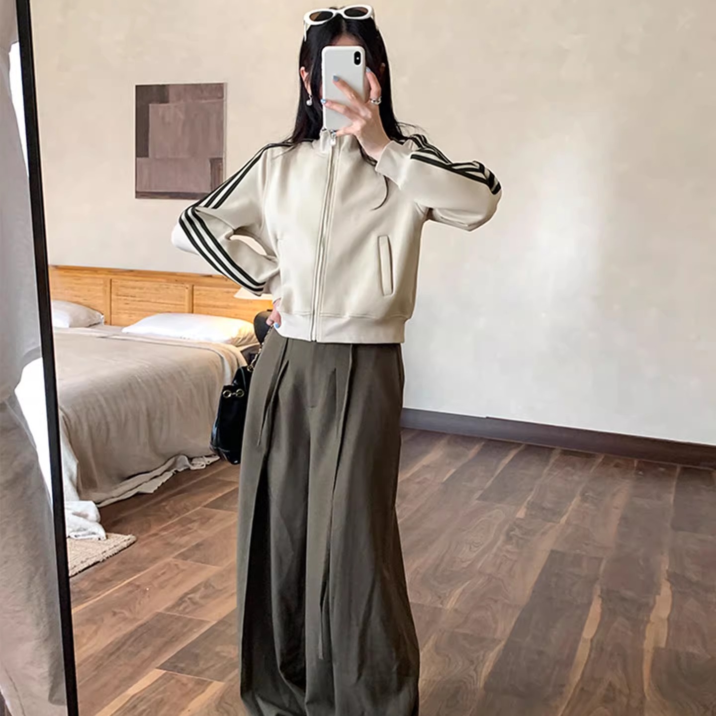 韩系运动风立领拉链短外套女秋