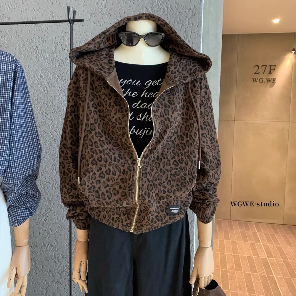 豹纹慵懒韩系连帽卫衣短外套女