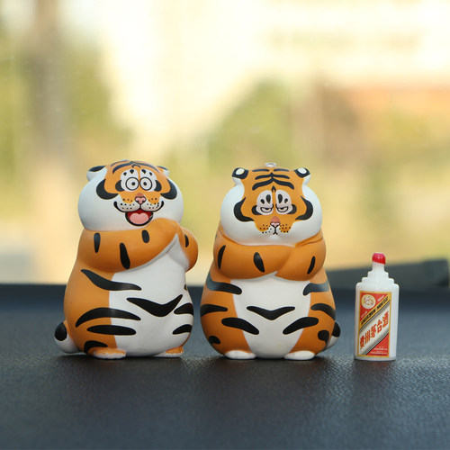 可爱胖虎个性车载摆件