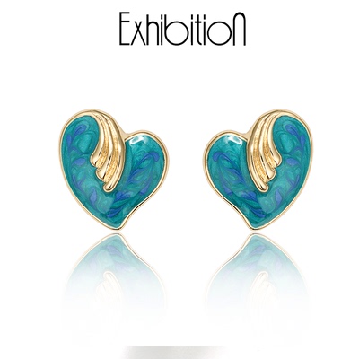 EXHIBITION览物馆爱心耳钉