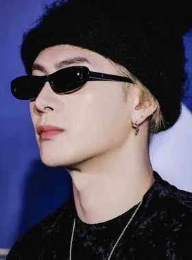 男女款王嘉尔窄小框拍照眼镜潮人